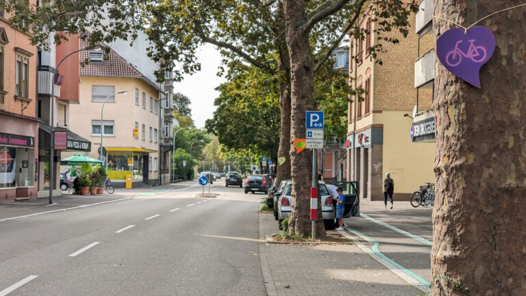 Mehr über den Artikel erfahren Masterplan versus 15 Parkplätze