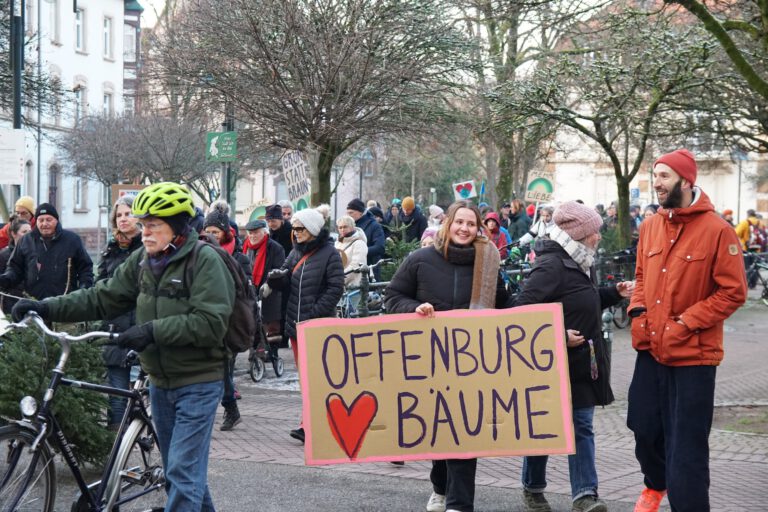 Read more about the article Gemeinsam die Bäume retten: Werde Teil der Baumretter-Community!