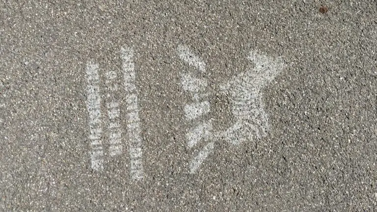 Mehr über den Artikel erfahren Sprühkreide als Unerlaubte Sondernutzung