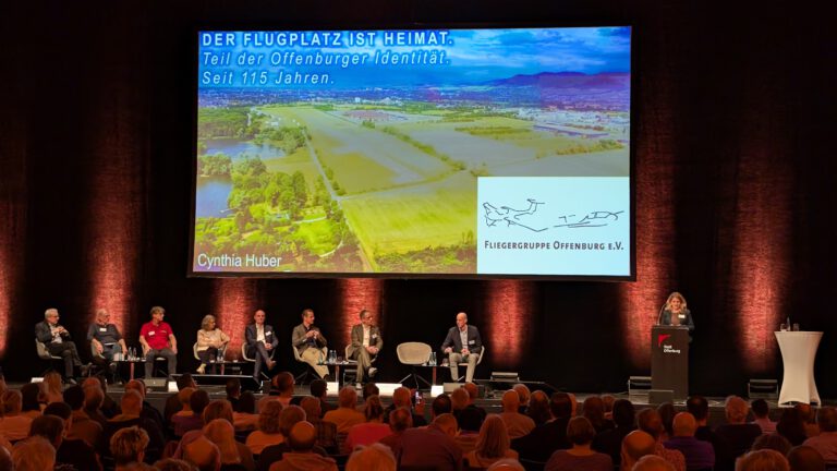 Mehr über den Artikel erfahren 400 Menschen, 18 Stände – und eine Grundsatzfrage für Offenburg