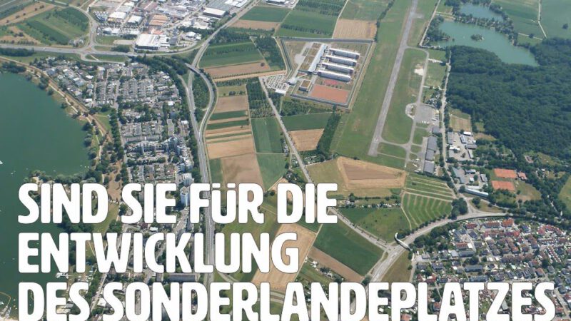Luftaufnahme eines Flugplatzes, umgeben von Feldern, einem See und Wohngebieten, mit fettgedrucktem gelb-weißem Text, in dem die Frage nach der Entwicklung des Flugplatzes zu einem Gewerbegebiet in Offenburg gestellt wird.