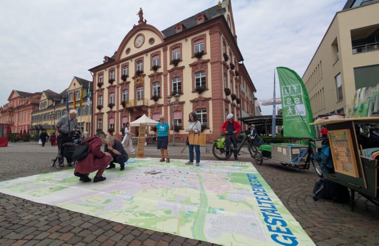 Mehr über den Artikel erfahren Warum bewirbt sich Offenburg nicht um den Fußverkehrspreis Deutschland?