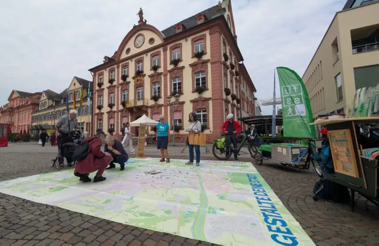 Mehr über den Artikel erfahren Wie läuft’s zu Fuß in Offenburg? – 13. Juni am Rathaus