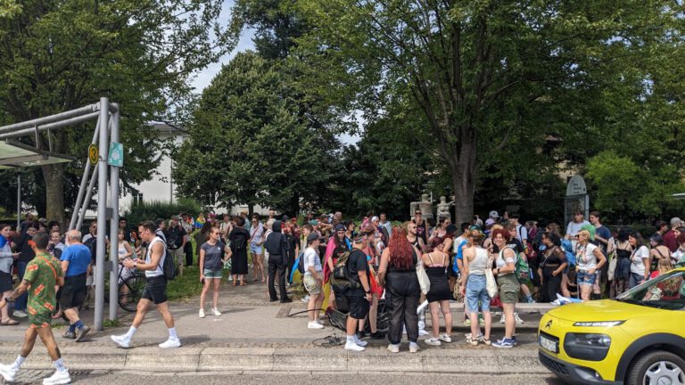 Mehr über den Artikel erfahren Uli hört zu: Junge Menschen brauchen Platz für ihre Stadt