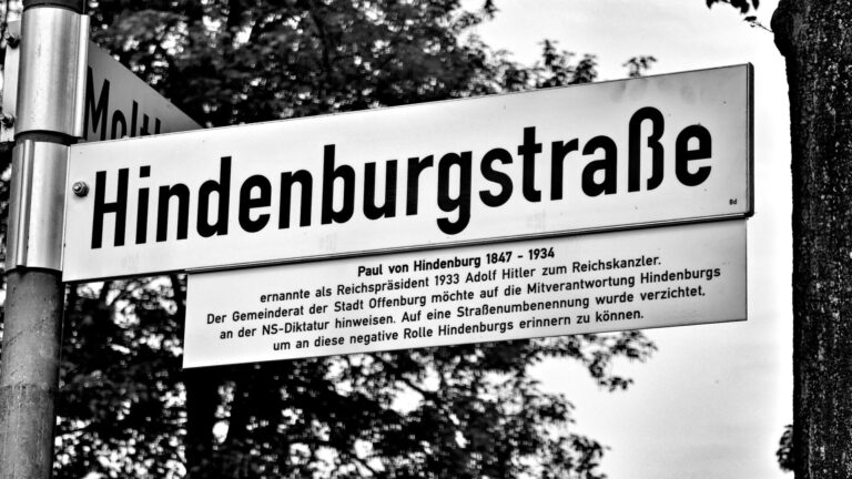 Mehr über den Artikel erfahren Was erinnern wir – und was verdrängen wir? Fragen an die OB-Kandidaten